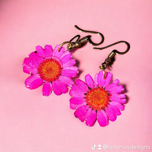 Handmade Pink Pressed Resin Daisy Earring